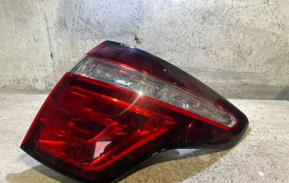 Citroen C4 I Picasso Tailgate rear/tail lights 0283232171 A8D204458