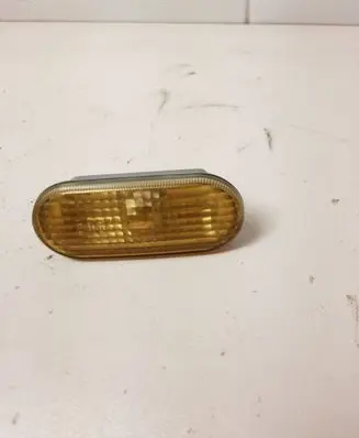 Seat Alhambra (Mk1) Front fender indicator light 1J5949117