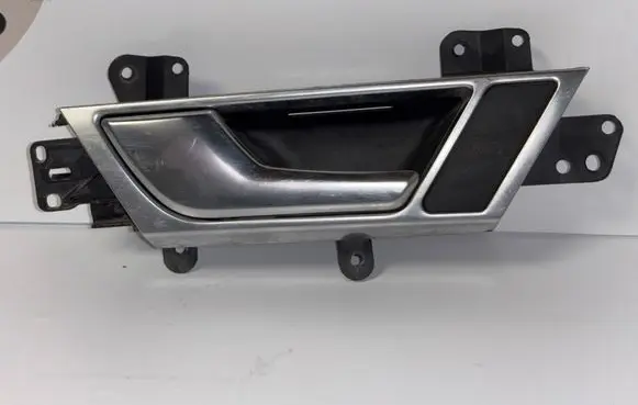 Rear door interior handle