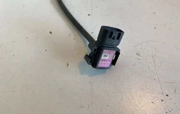 Toyota Corolla E110 Air pressure sensor 8942002010