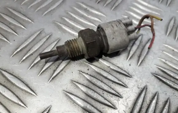 Coolant temperature sensor