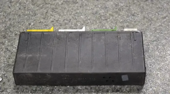 BMW 5 E34 Comfort/convenience module 631388523 005135 DK00513501