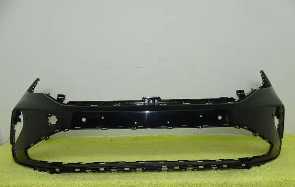 Volkswagen Taigo Front bumper 2G7807221C