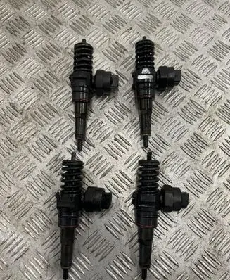 Volkswagen Sharan Fuel injectors set 038130073AC
