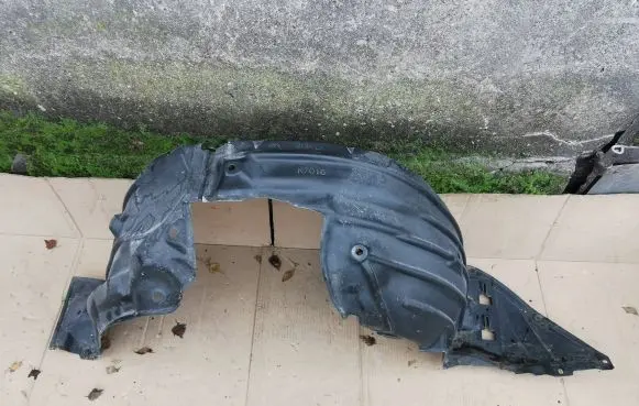 Mazda 3 III Front wheel arch liner splash guards B45A K7016