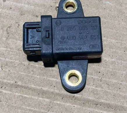 Audi A8 S8 D2 4D ESP acceleration yaw rate sensor 0265005117 4D0907651