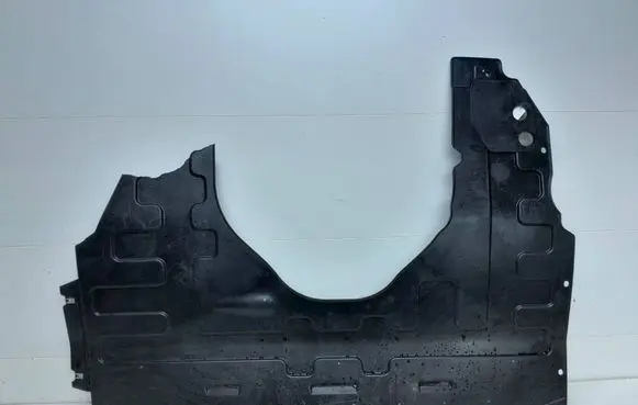 MG ZS Engine splash shield/under tray 10674366