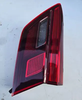 Volkswagen Tiguan Allspace Tailgate rear/tail lights 5NN945094