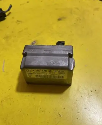 Mercedes-Benz C W203 ESP acceleration yaw rate sensor A2095420018