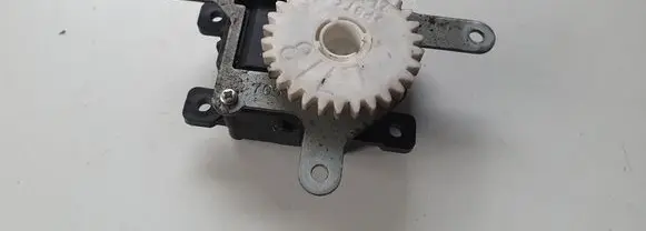Toyota Avensis T270 A/C air flow flap actuator/motor 