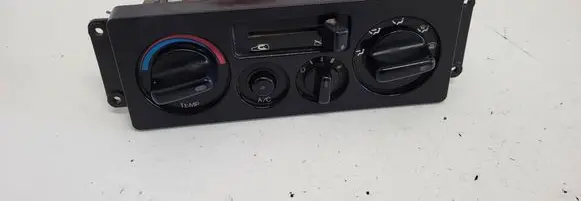 Opel Monterey Climate control unit 5261802325
