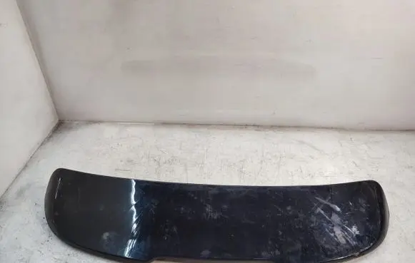 Tailgate/trunk spoiler