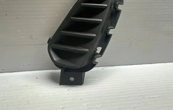 Volvo V40 Front bumper corner part panel trim 31407763