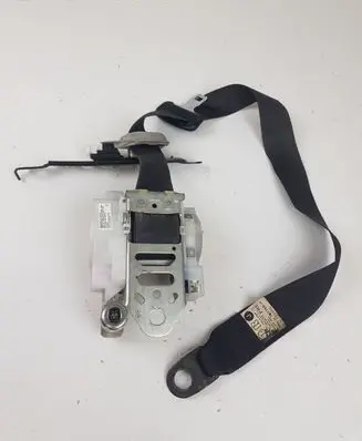 Lexus IS 220D-250-350 Front seatbelt 7M7750P 122203