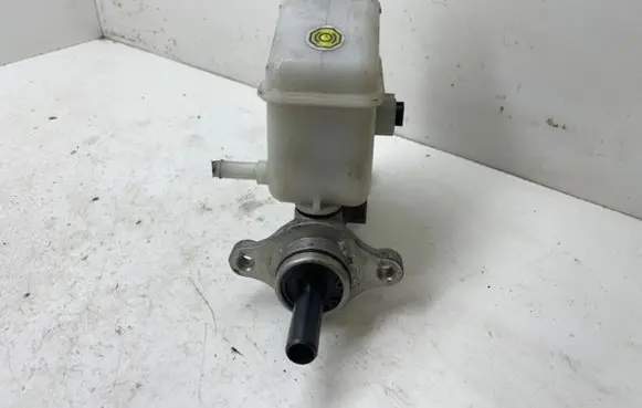 KIA Pro Cee'd I Master brake cylinder