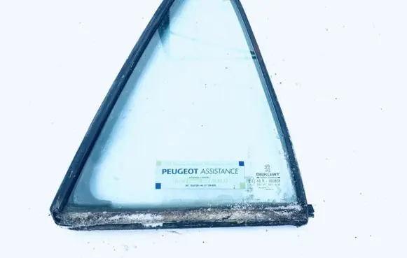 Peugeot 406 Rear vent window glass 43r000929