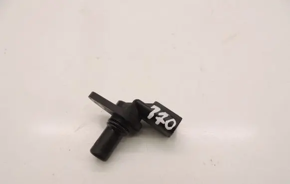 Ford Focus Camshaft position sensor 1S4F12K073BA D170
