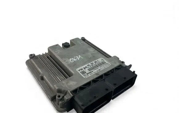 Volkswagen PASSAT B8 Engine control unit/module ECU