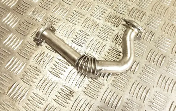 Volkswagen Beetle A5 EGR valve line/pipe/hose 03L131521R