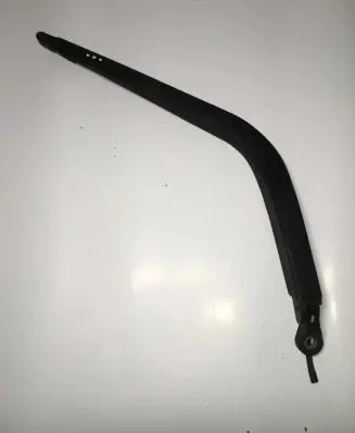 Rear wiper blade arm
