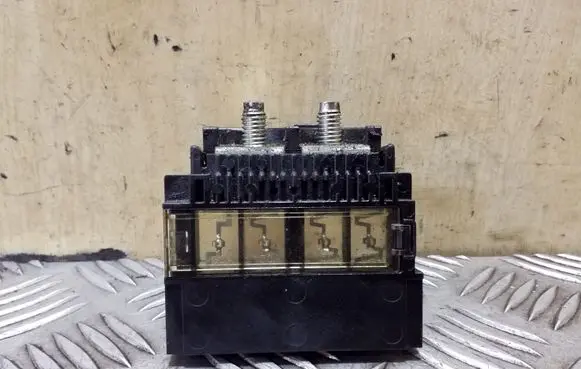 Subaru Outback Fuse module