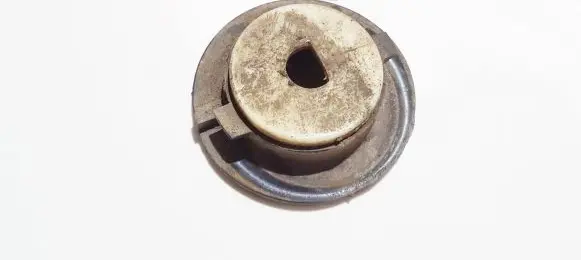 Peugeot 307 Front coil spring rubber mount 9633462080