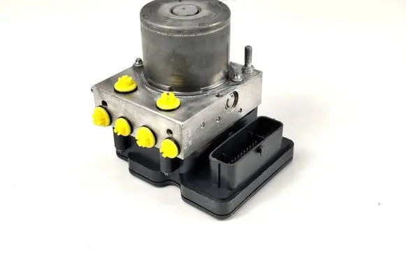 Skoda Fabia Mk3 (NJ) ABS Pump 6C0614517G 6C0907379G 6R0907379BA