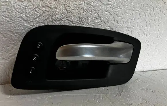 Dodge Charger Front door interior handle 3V63089JM