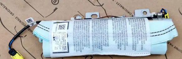 Passenger airbag