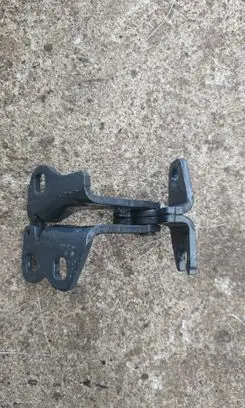 Tesla Model 3 Front door upper hinge A045571