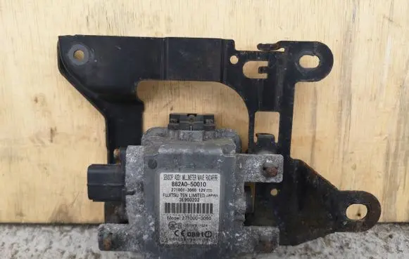 Lexus LS 460 - 600H Distronic sensor radar 882A050010