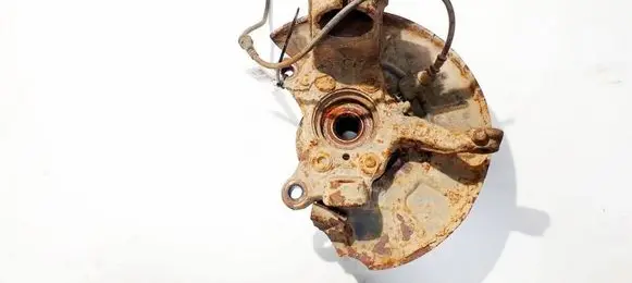 Volkswagen Golf V Front wheel hub