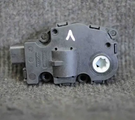 Mercedes-Benz GL X166 Air flap motor/actuator T1015556H