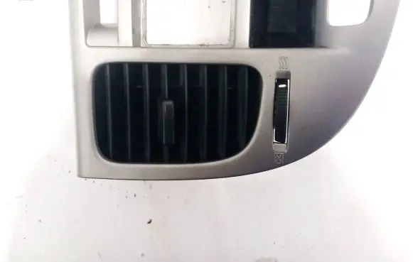 KIA Rio Dash center air vent grill 1g97410000 1g974-10000