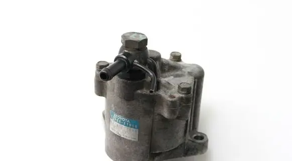 Toyota Corolla E120 E130 Vacuum pump 2930027010