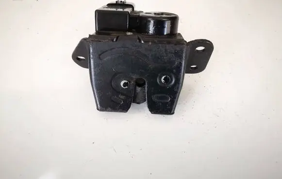 KIA Carens II Tailgate/trunk/boot lock/catch/latch