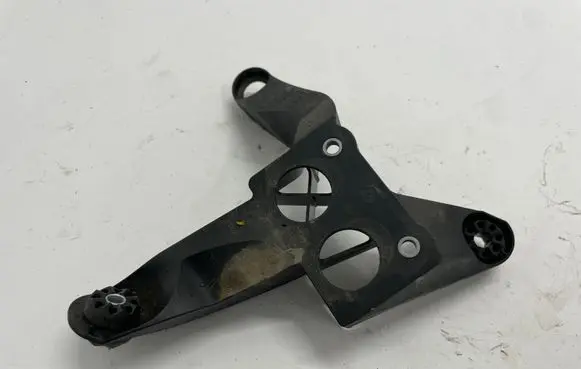 BMW 1 F40 ABS pump bracket 6851604