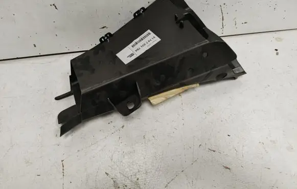 BMW 5 F10 F11 Brake cooling air channel/duct 7331784 9101291376 51747331784