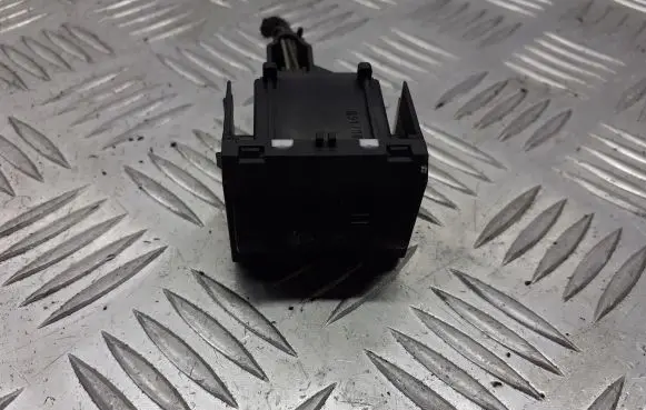 Skoda Fabia Mk2 (5J) Headlight level adjustment motor 5J0941333A