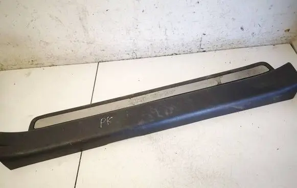 Toyota Avensis T250 Front sill trim cover 6791405040