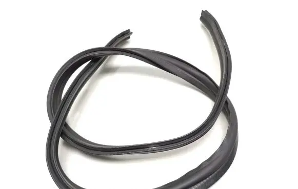 Mercedes-Benz E W211 Engine compartment rubber 