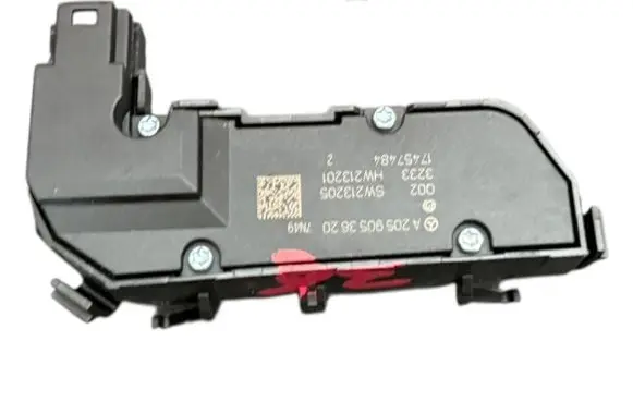 Mercedes-Benz Vito Viano W447 Seat heating switch SW213205 17457484 HW213201