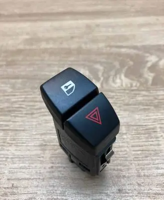 BMW 5 F10 F11 Hazard light switch 9161896