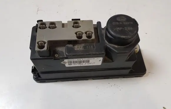 Mercedes-Benz E AMG W210 Central locking vacuum pump 2108002248