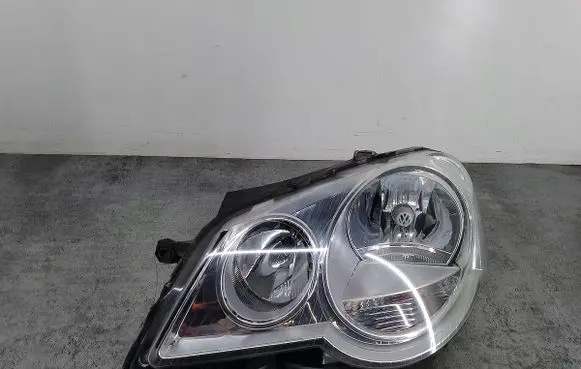 Volkswagen Polo IV 9N3 Headlight/headlamp