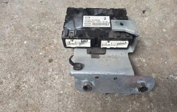 Mazda 5 Door control unit/module CD3467560B