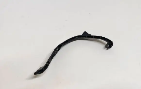 Headlight/headlamp mounting bracket