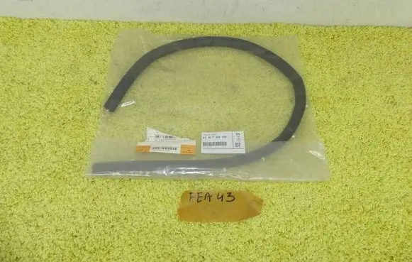 Mini Clubman F54 Front door rubber seal 7344155 51767344155