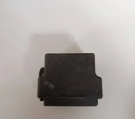 Mercedes-Benz E W124 Glow plug pre-heat relay 0025454232 202009002 12W4W