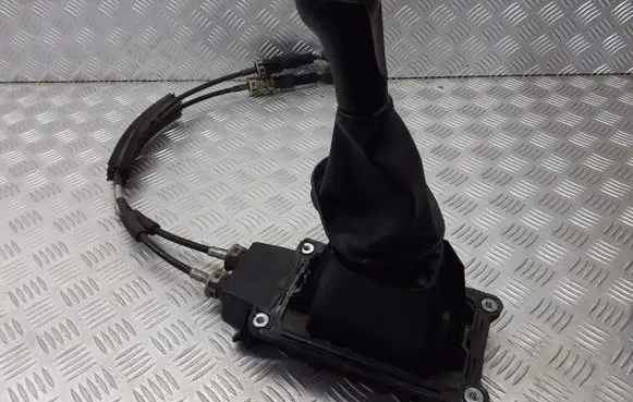 Nissan Note (E11) Gear selector/shifter in gearbox 3550210